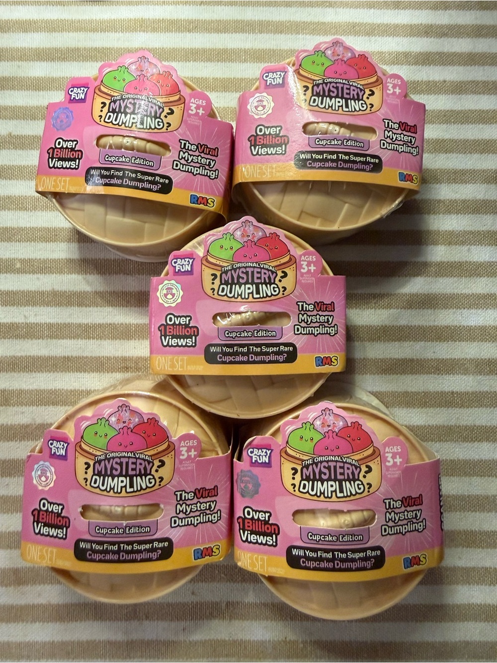 Mini Mystery Dumpling Cupcake Edition bundle